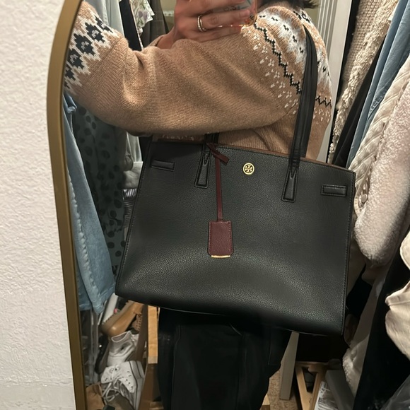 Tory Burch Med. Tote - Picture 16 of 16
